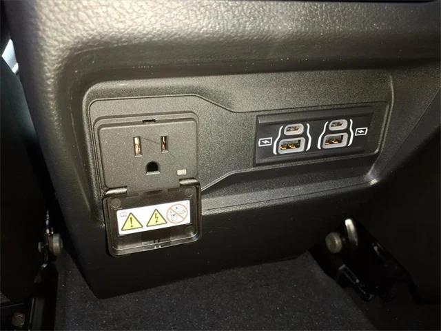 new 2025 Jeep Grand Cherokee car, priced at $42,530