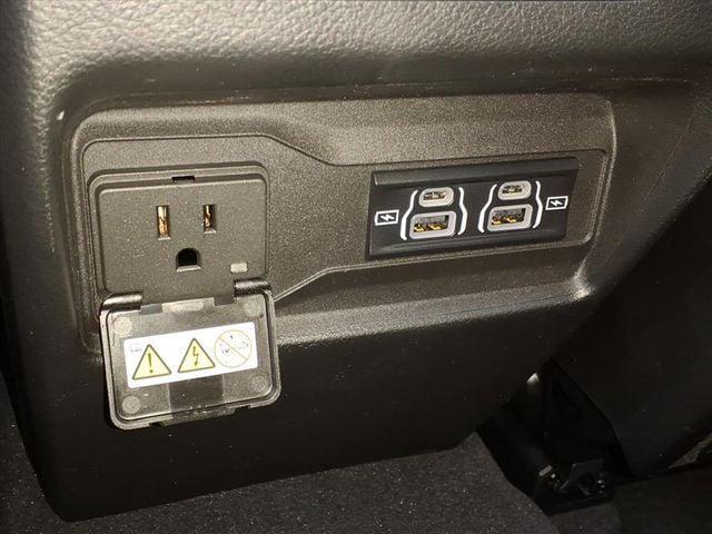 new 2025 Jeep Grand Cherokee car, priced at $44,125