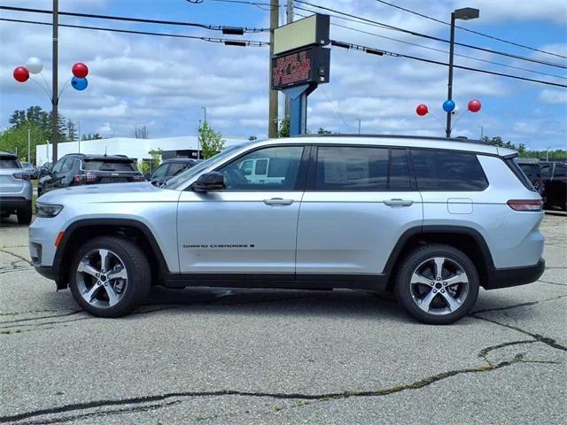 new 2024 Jeep Grand Cherokee L car, priced at $49,670