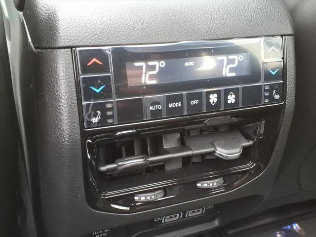 new 2025 Jeep Grand Cherokee car, priced at $60,425