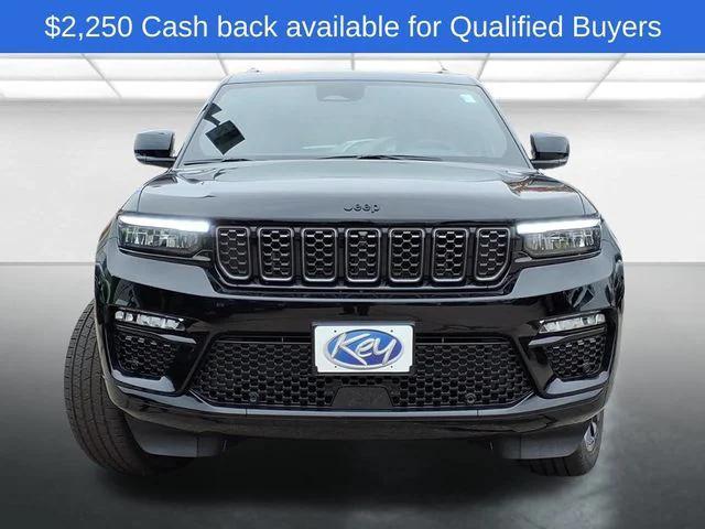 new 2025 Jeep Grand Cherokee car, priced at $60,425