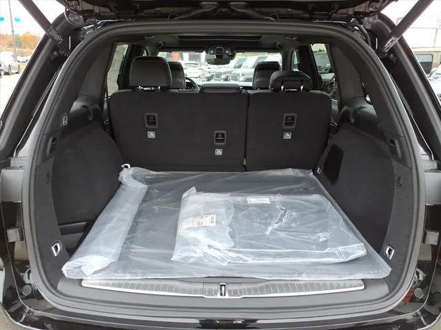 new 2025 Jeep Grand Cherokee car, priced at $60,425