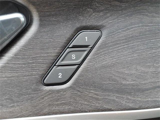 new 2025 Jeep Grand Cherokee car, priced at $50,810