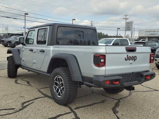new 2024 Jeep Gladiator car, priced at $54,594