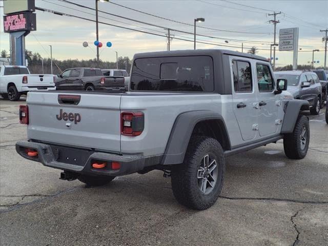 new 2024 Jeep Gladiator car, priced at $55,723