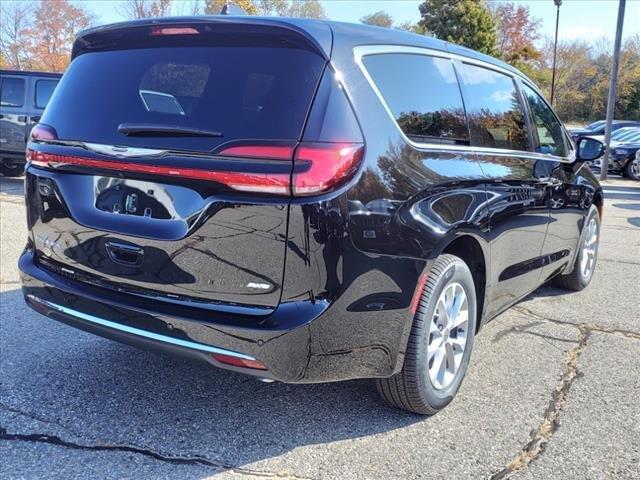 new 2025 Chrysler Pacifica car, priced at $42,899