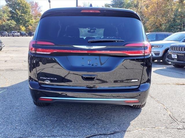 new 2025 Chrysler Pacifica car, priced at $42,899