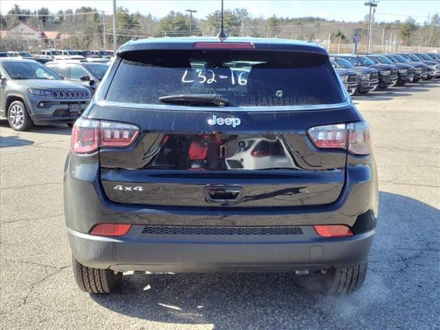 new 2024 Jeep Compass car, priced at $28,590