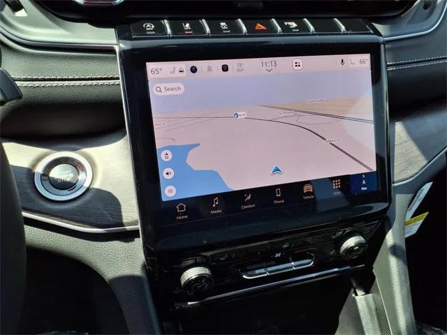 new 2025 Jeep Grand Cherokee car, priced at $47,116