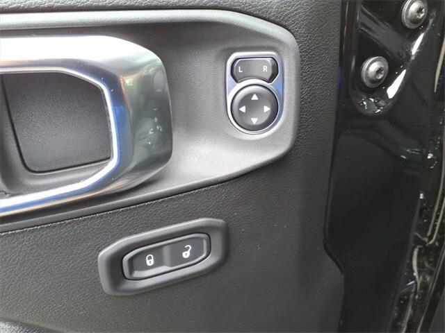 new 2025 Jeep Gladiator car, priced at $47,815