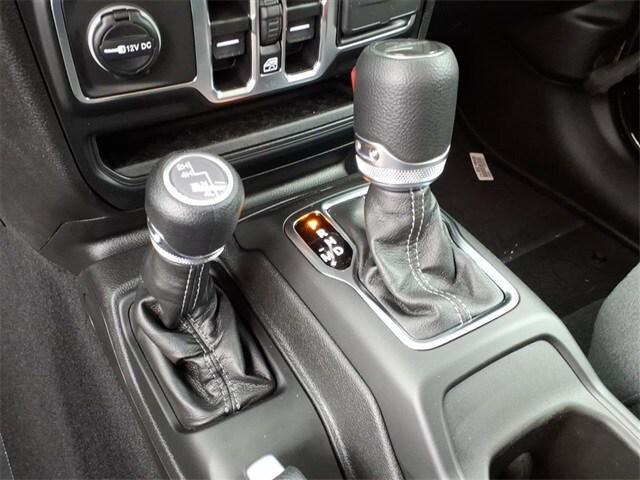 new 2025 Jeep Gladiator car, priced at $47,815