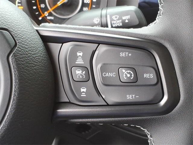 new 2025 Jeep Gladiator car, priced at $47,815