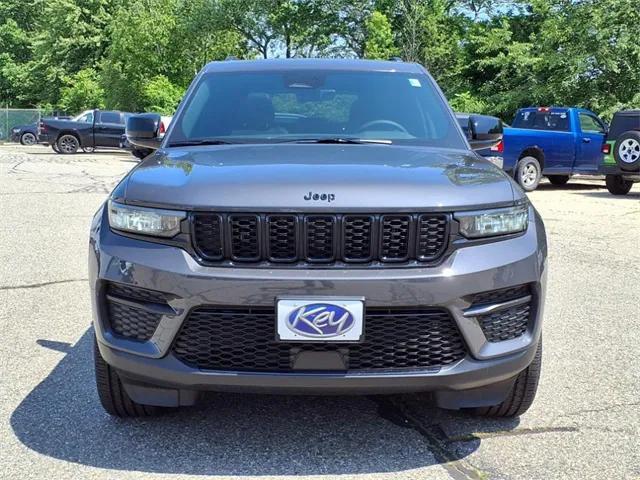 new 2025 Jeep Grand Cherokee car, priced at $42,350