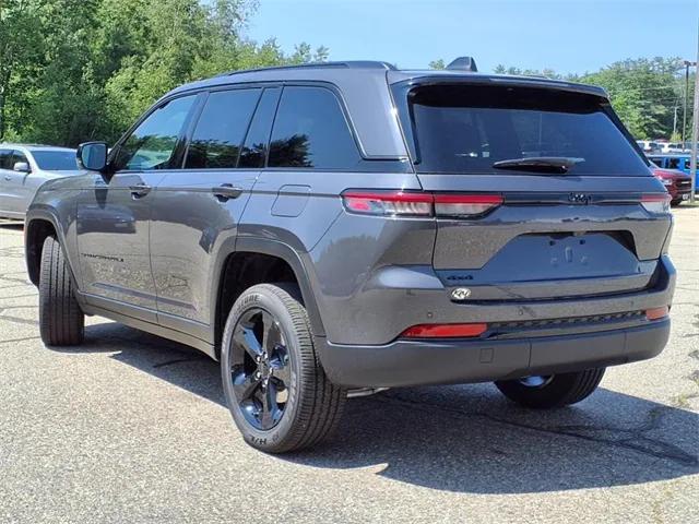 new 2025 Jeep Grand Cherokee car, priced at $42,350