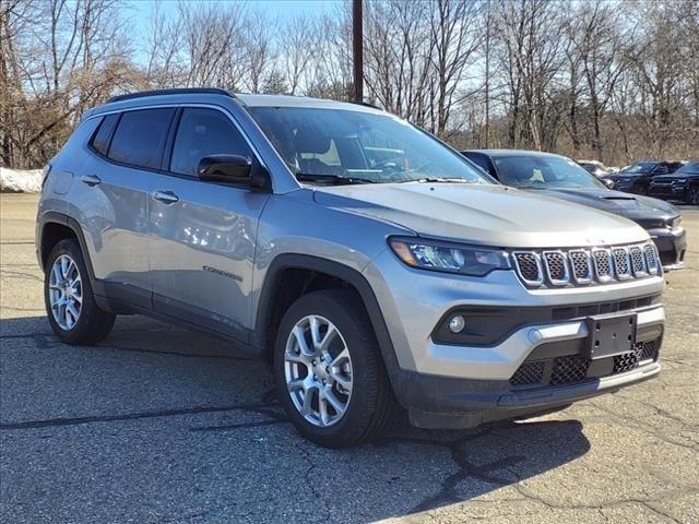 new 2024 Jeep Compass car, priced at $34,085