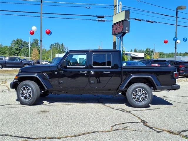 new 2025 Jeep Gladiator car, priced at $47,585