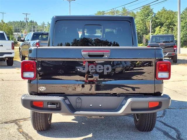 new 2025 Jeep Gladiator car, priced at $47,585
