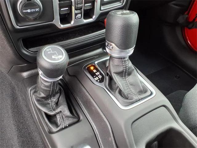 new 2025 Jeep Wrangler car, priced at $44,616