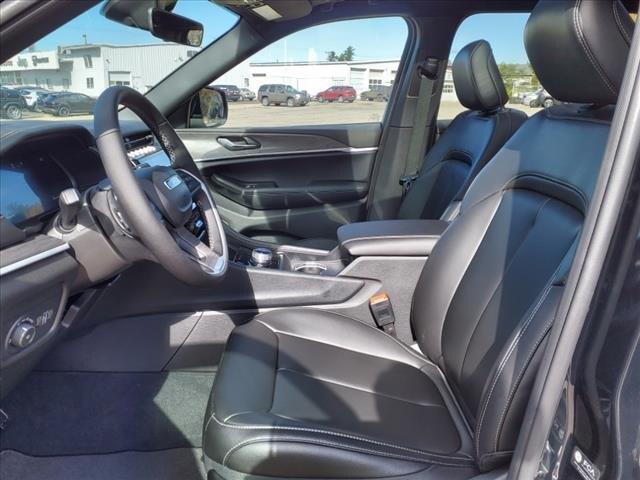 new 2025 Jeep Grand Cherokee car, priced at $51,094