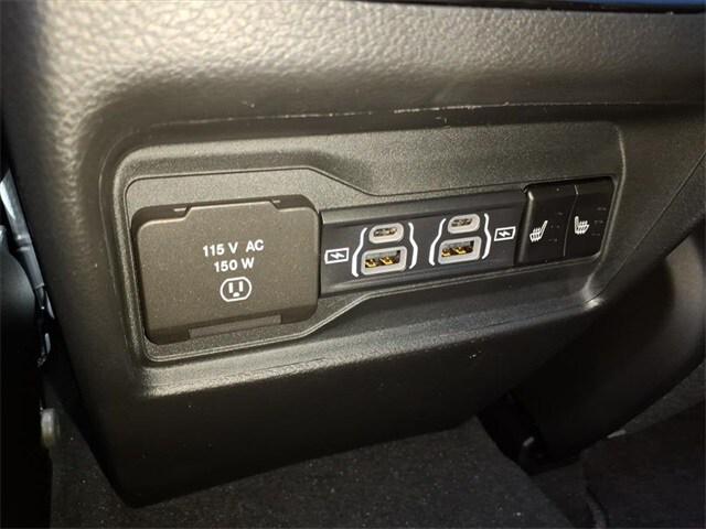 new 2025 Jeep Grand Cherokee car, priced at $47,985