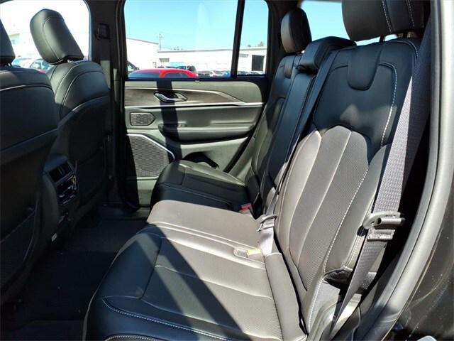 new 2025 Jeep Grand Cherokee car, priced at $53,680