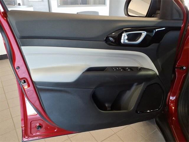 new 2025 Jeep Compass car, priced at $28,435