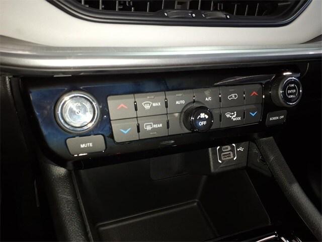 new 2025 Jeep Compass car, priced at $28,435