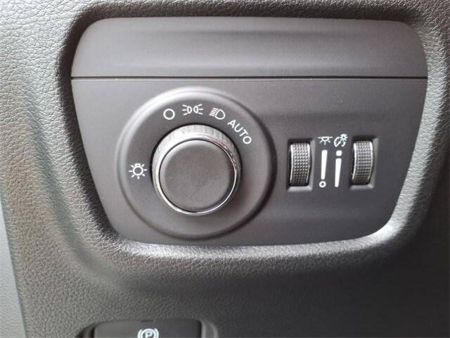 new 2025 Jeep Grand Cherokee L car, priced at $42,427