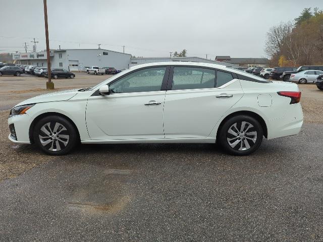 used 2023 Nissan Altima car, priced at $17,999