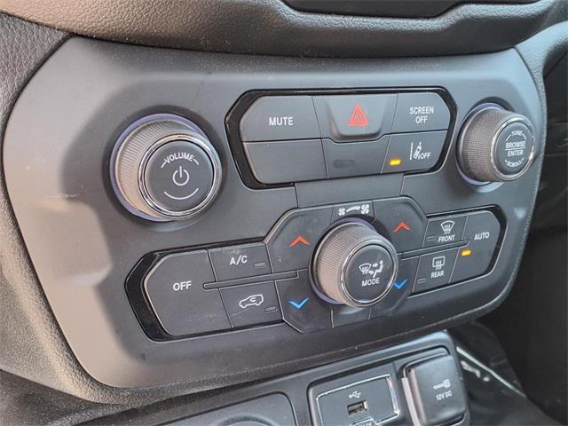 used 2023 Jeep Renegade car, priced at $20,999