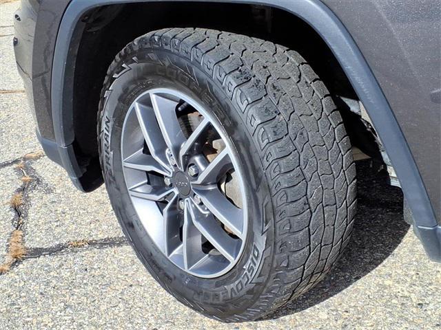 used 2020 Jeep Grand Cherokee car, priced at $18,999