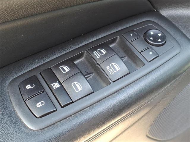 used 2020 Jeep Grand Cherokee car, priced at $18,999