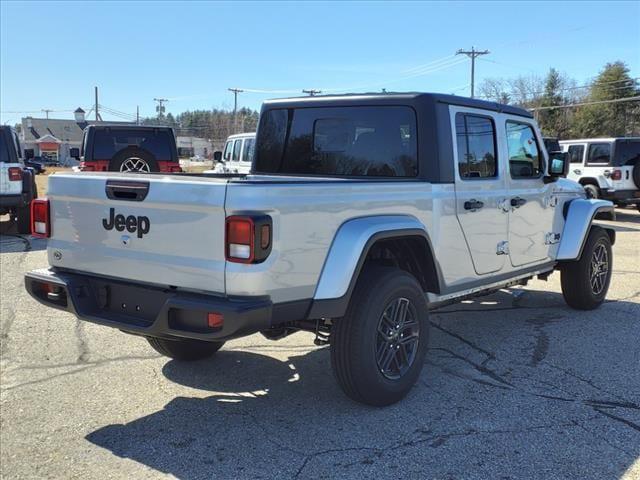 new 2024 Jeep Gladiator car, priced at $46,827