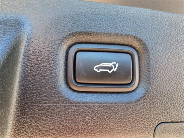 used 2023 Hyundai Santa Fe car, priced at $25,299