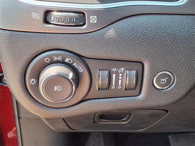 used 2020 Jeep Cherokee car, priced at $19,675