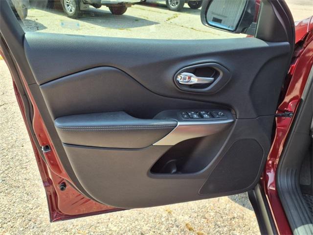used 2020 Jeep Cherokee car, priced at $19,675