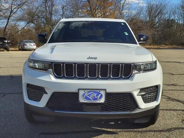 new 2025 Jeep Grand Cherokee car, priced at $41,441