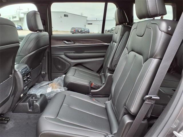 new 2025 Jeep Grand Cherokee L car, priced at $48,012