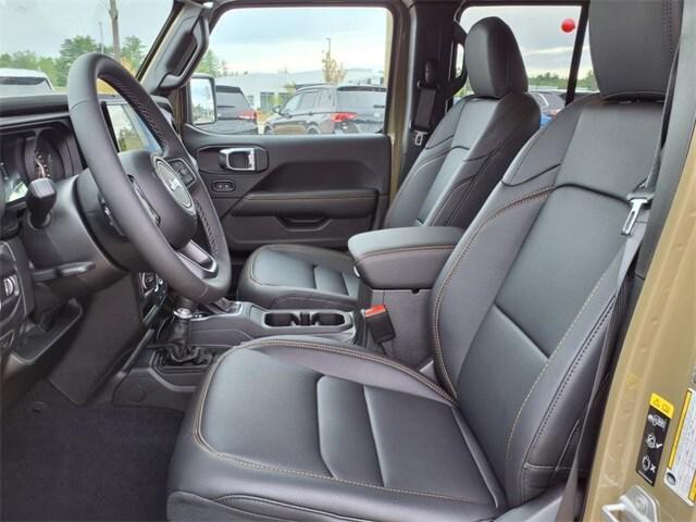 new 2025 Jeep Gladiator car, priced at $48,815