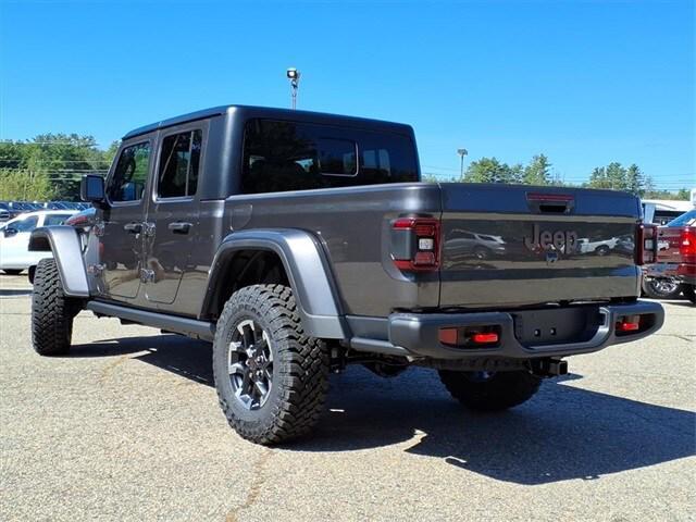 new 2025 Jeep Gladiator car, priced at $55,950