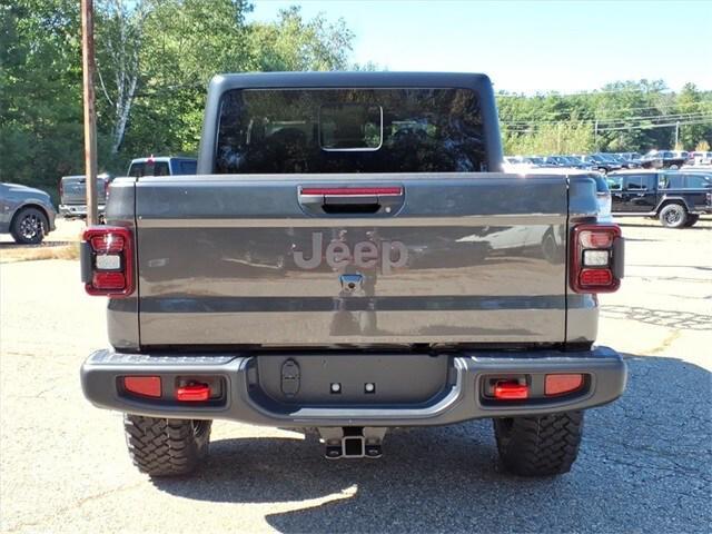 new 2025 Jeep Gladiator car, priced at $55,950