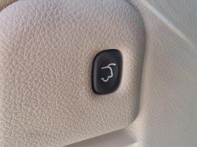 used 2018 Jeep Grand Cherokee car, priced at $18,995