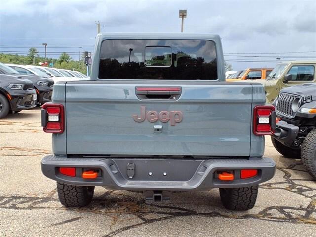 new 2025 Jeep Gladiator car, priced at $55,030