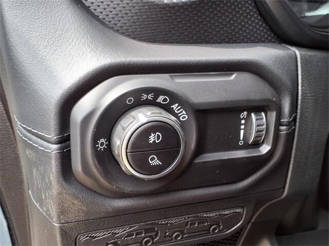 new 2025 Jeep Gladiator car, priced at $55,030