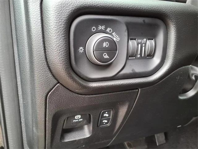 new 2025 Ram 1500 car, priced at $59,716