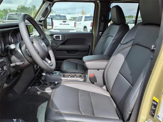 new 2025 Jeep Gladiator car, priced at $45,325