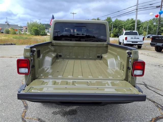 new 2025 Jeep Gladiator car, priced at $45,325