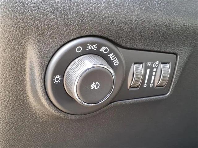 new 2026 Jeep Compass car, priced at $35,420