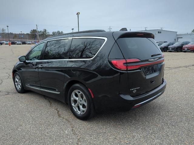 used 2023 Chrysler Pacifica car, priced at $28,999