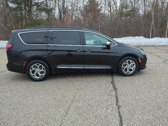 used 2023 Chrysler Pacifica car, priced at $28,999